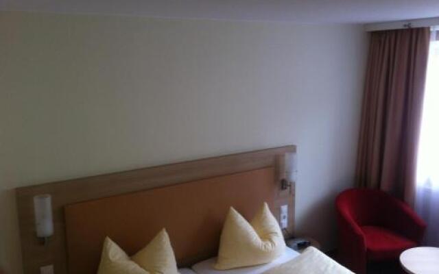 Tauberhotel Kette