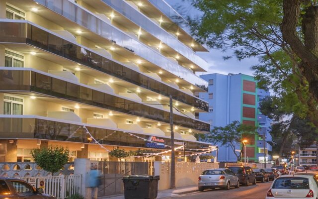 Ponient Aparthotel Marinada