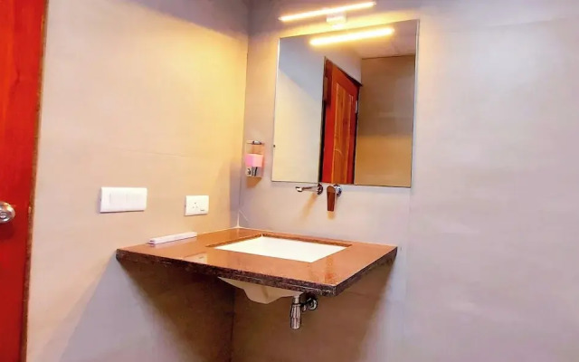 Hotel Ananda Kashi