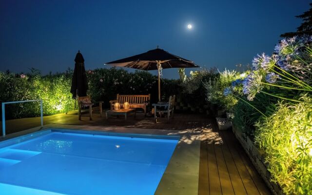 Green and Blue Villa by Wonderful Italy