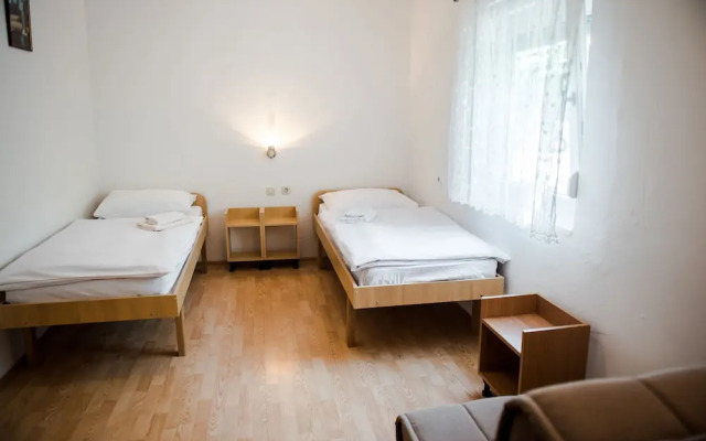 Family guesthouse in forest Ana & Stjepan Nikolic