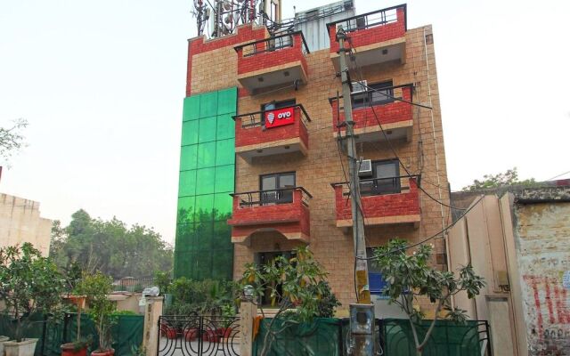 OYO 5106 HKS Residency