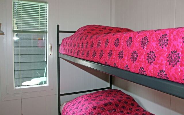 Cosy Holiday Home In Loosdrecht With Pool