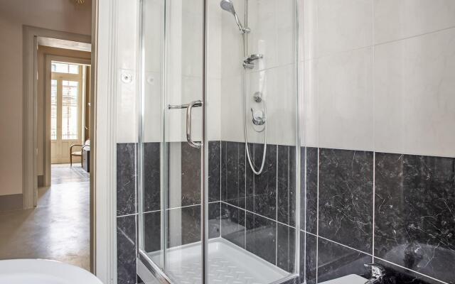 Cavour Apartment Near the Cathedral by Wonderful Italy