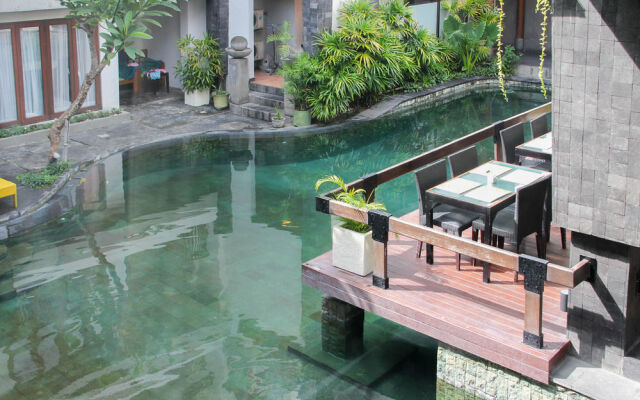 Airy Legian Padma Kuta Bali