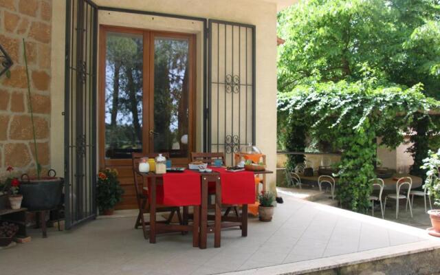 La Roverella Bed  Breakfast