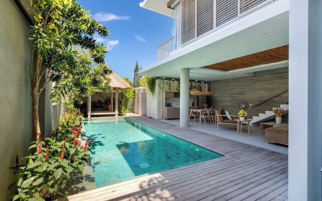 Swan Villas in Seminyak