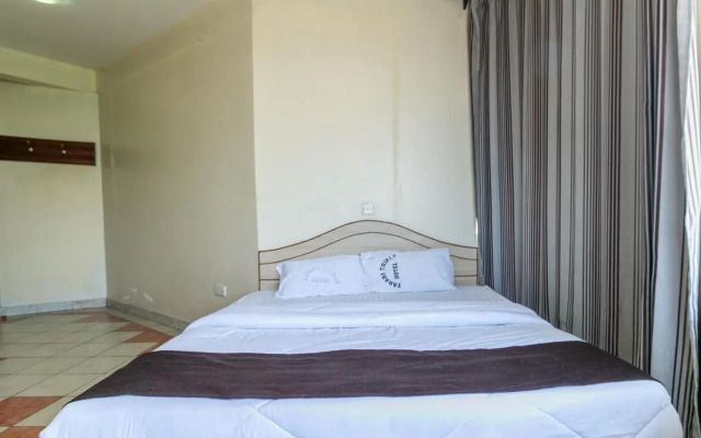 Fahari Triple Hotel