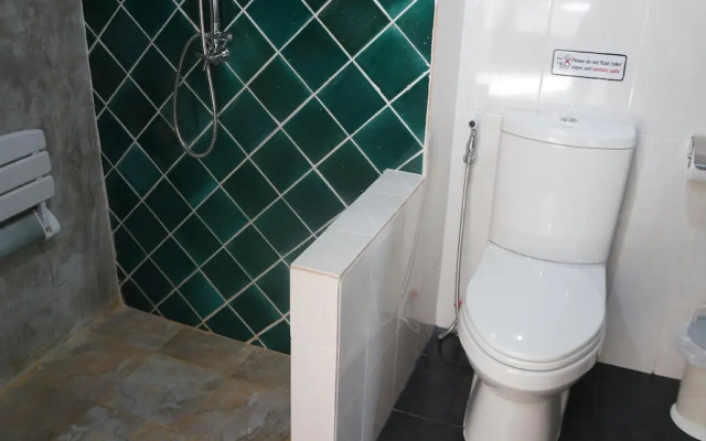 Manee House (SHA Extra Plus)