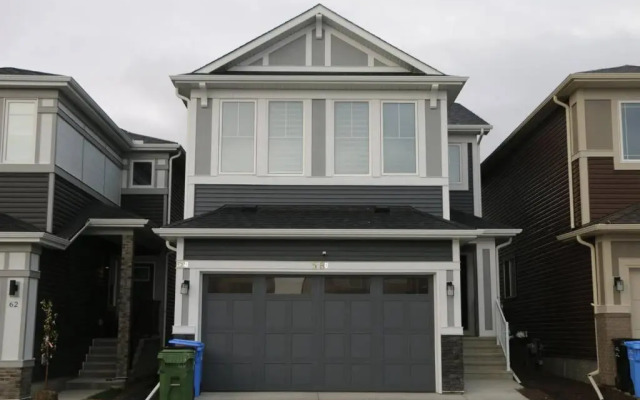 Beautiful 2 bedroom home away from home