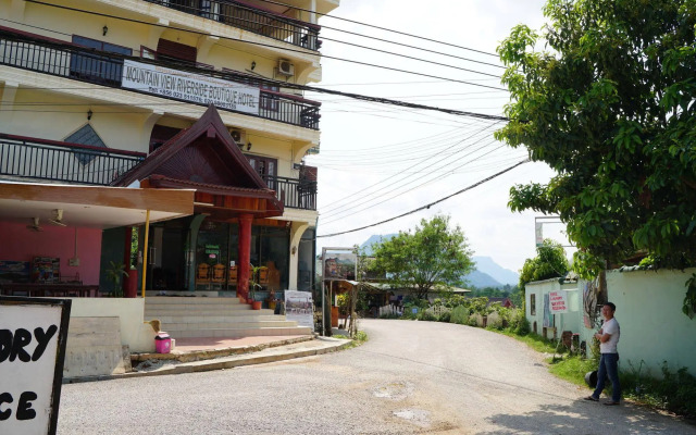 Mountain View Riverside Boutique Hotel