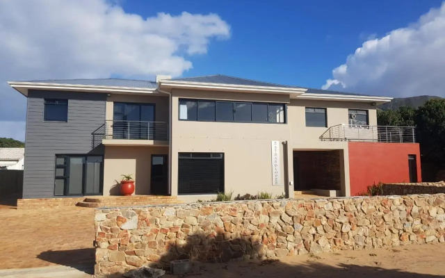 Karibu Self-catering Accommodation