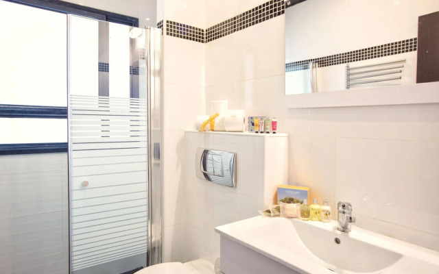 Shenkin Vilmar Apartments