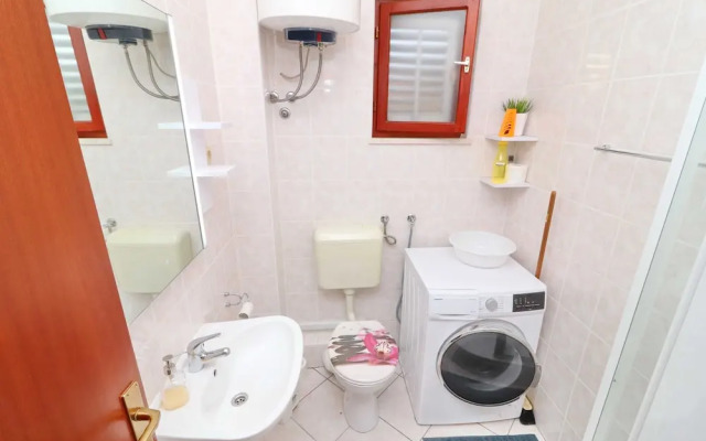 Seafront Apartments Anthony