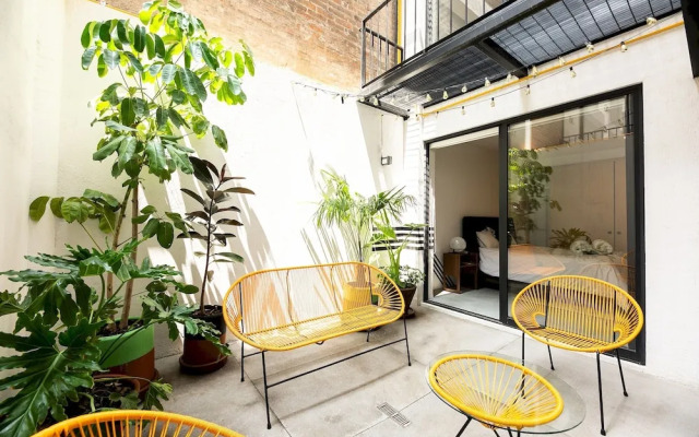 Cozy & Hip Roma Apt with 2 Private Terraces!