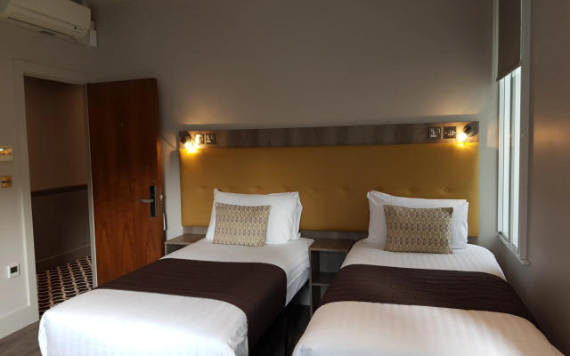 Euston Square Hotel