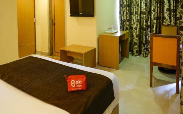 OYO 878 Hotel Sunkissed Plaza