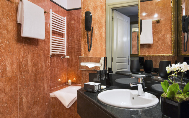 Maison Colbert Member of Meliá Collection