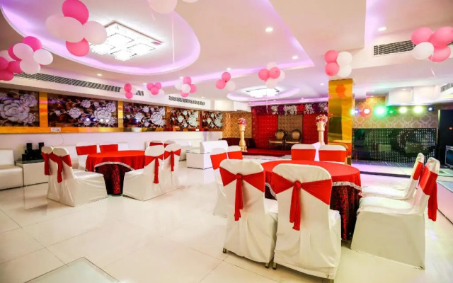 Hotel Qlark by OYO Rooms