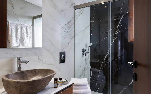 Volta Suites and Villas