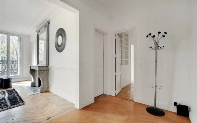 Sublime Apartment Center of Paris Le Marais 3 Bdrs