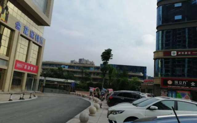 Weekend Hotel Apartments