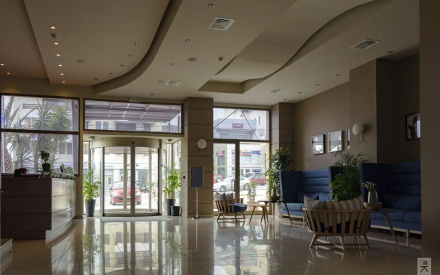 Hotel Avra by Smile hotels