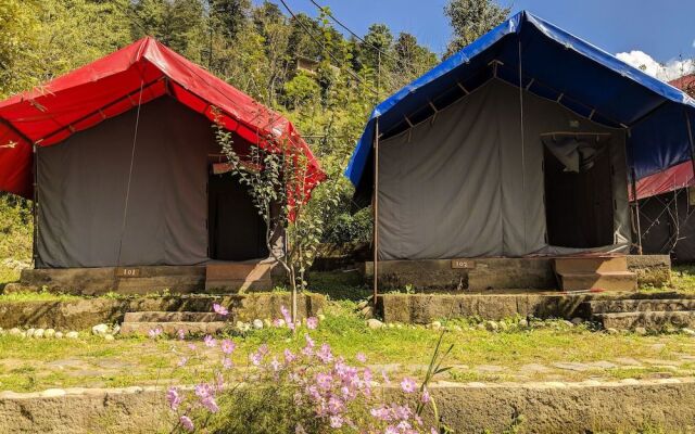 OYO 22330 Apple Avenue Camps