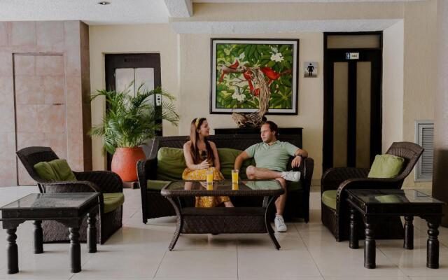 Hotel Los Aluxes