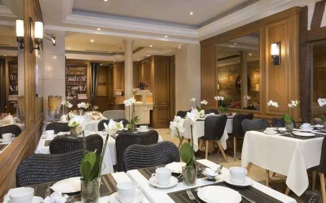 Dauphine Saint Germain Hotel