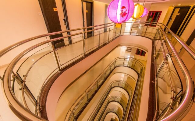 Plazza hotel , Trichy