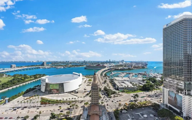 Luxury Condos in Downtown Miami