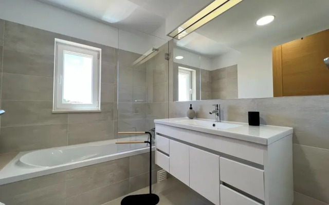 Albufeira Deluxe Residence With Pool