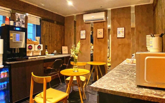 Brown Dot Cheongju