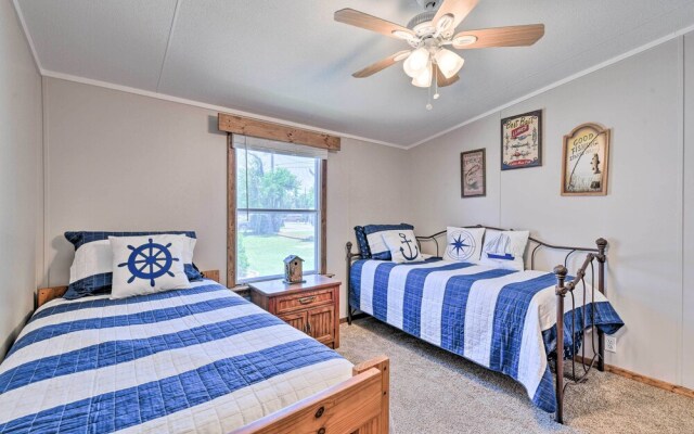 Lakefront Granbury Home, Boat Dock On-site!