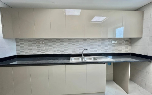 OYO HOME 1473 2 BHK Apartment
