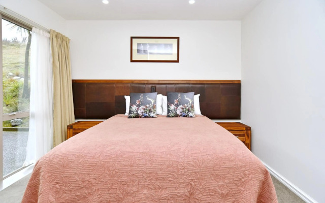 High Country Villa 250 - Christchurch Holiday Homes