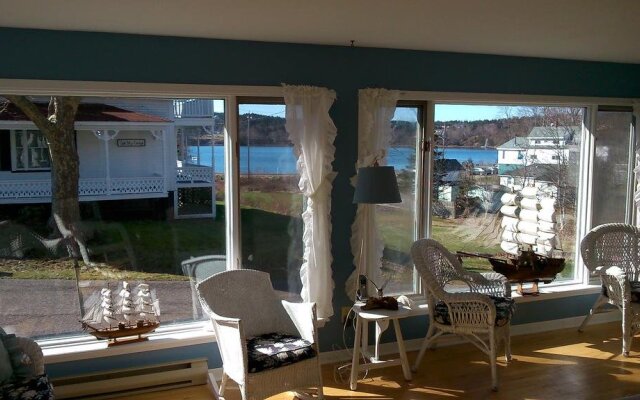 The Olde Village Inn