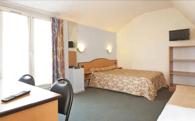 Ferney République Hotel