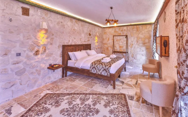 Noble Crown Stone House