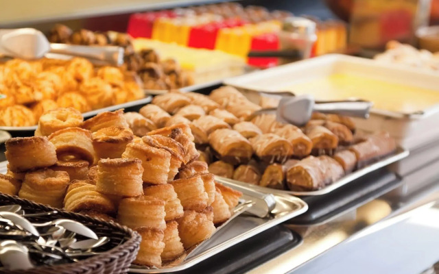 Holiday Inn Jeddah Corniche by IHG