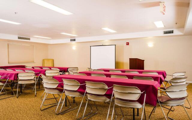 Quality Inn & Suites Lathrop - South Stockton