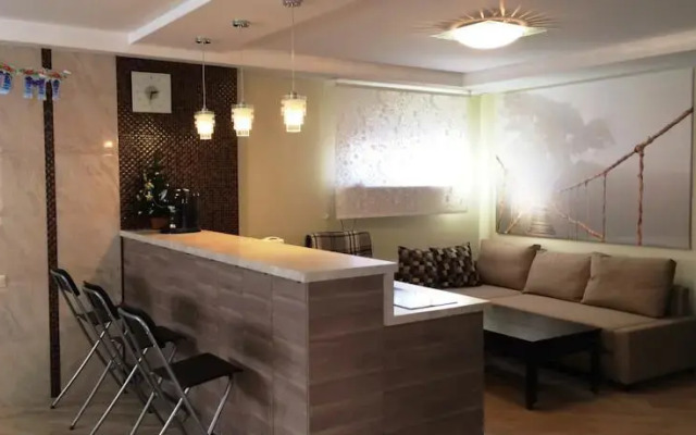 House на Улице Ленина