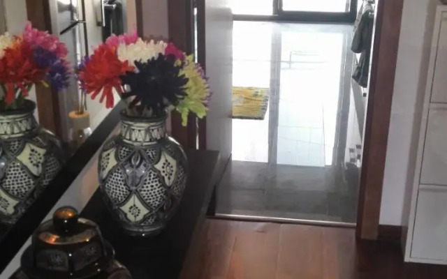 Jie Apartment