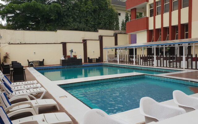 Serendib Hotel and Apartments