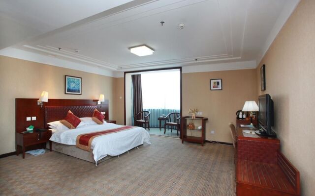 Golden Beach Garden View Hotel