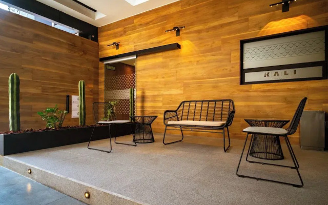 KALI La Raza Mexico City