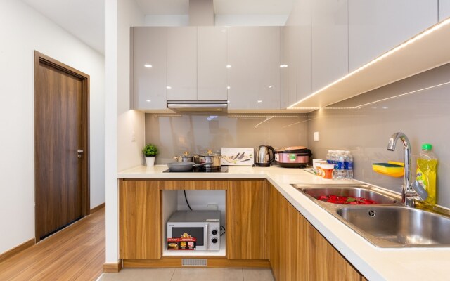Eco Green Saigon Luxury Apartment Hotel