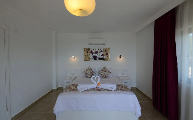 Villa Oscar by Akdenizvillam