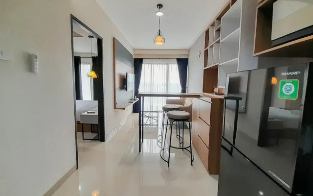 Fancy And Nice 1Br At Patraland Amarta Apartment
